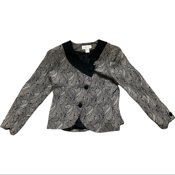 24 HRS SALE ONLY Asymmetric Trendy Jacket - Petite Jacket - Size 12, wit… - Picture 3 of 6